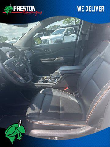 2022 GMC Acadia AWD AT4
