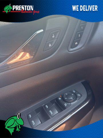 2022 GMC Acadia AWD AT4