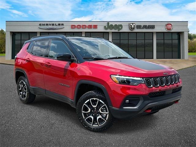 2025 Jeep Compass COMPASS TRAILHAWK 4X4