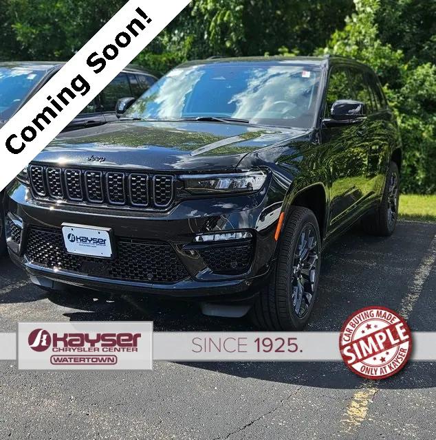 2025 Jeep Grand Cherokee GRAND CHEROKEE SUMMIT RESERVE 4X4