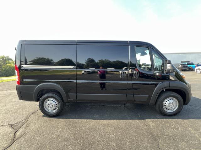 2025 RAM Ram ProMaster RAM PROMASTER 2500 TRADESMAN CARGO VAN LOW ROOF 136 WB