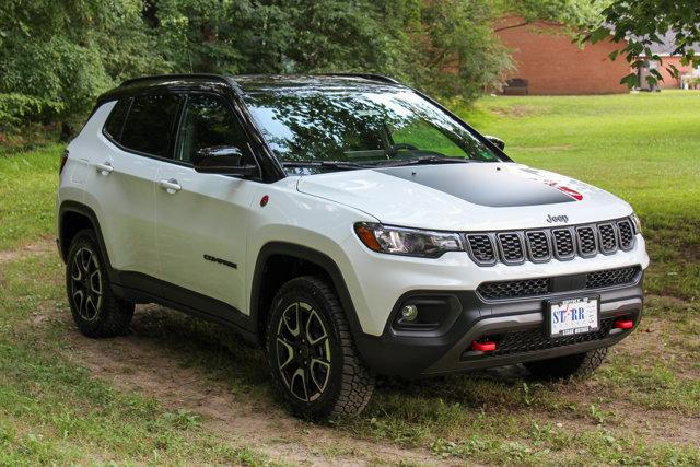 2025 Jeep Compass COMPASS TRAILHAWK 4X4