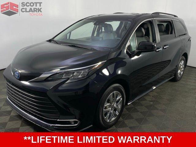 2024 Toyota Sienna XLE