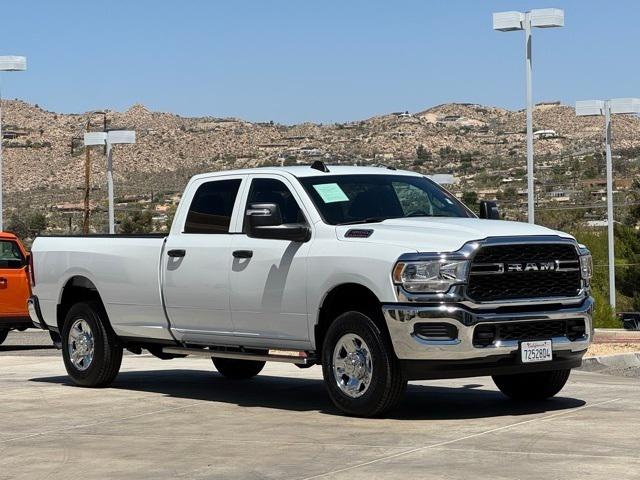 2024 RAM 3500 Tradesman Crew Cab 4x4 8 Box 2024 RAM 3500 Tradesman Crew Cab 4x4 8 Box