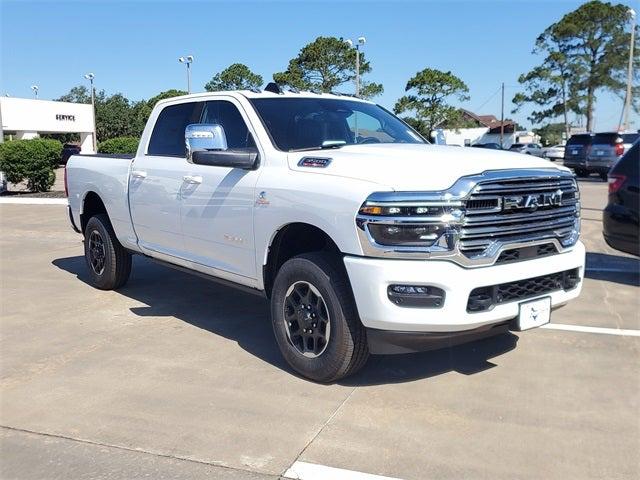 2025 RAM Ram 3500 RAM 3500 LARAMIE CREW CAB 4X4 64 BOX