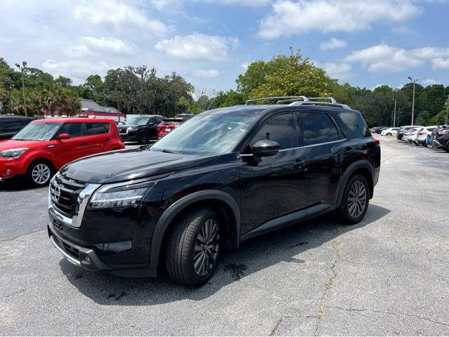 2022 Nissan Pathfinder SL 2WD