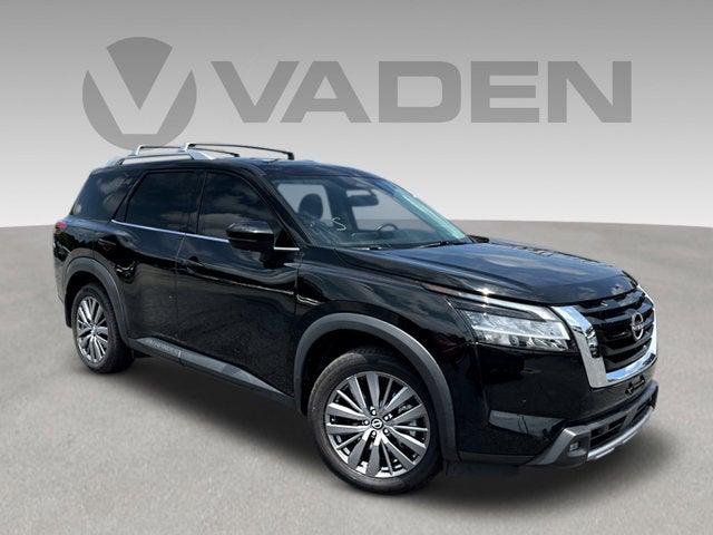2022 Nissan Pathfinder SL 2WD