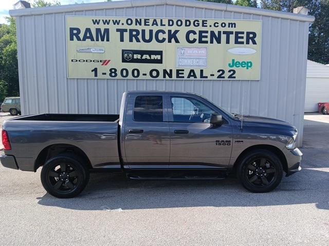 2018 RAM 1500 Express Quad Cab 4x4 64 Box