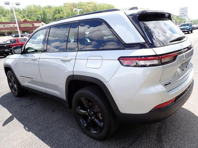 2023 Jeep Grand Cherokee Altitude 4x4