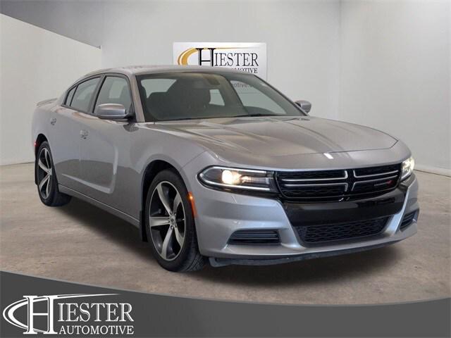 2017 Dodge Charger SE RWD