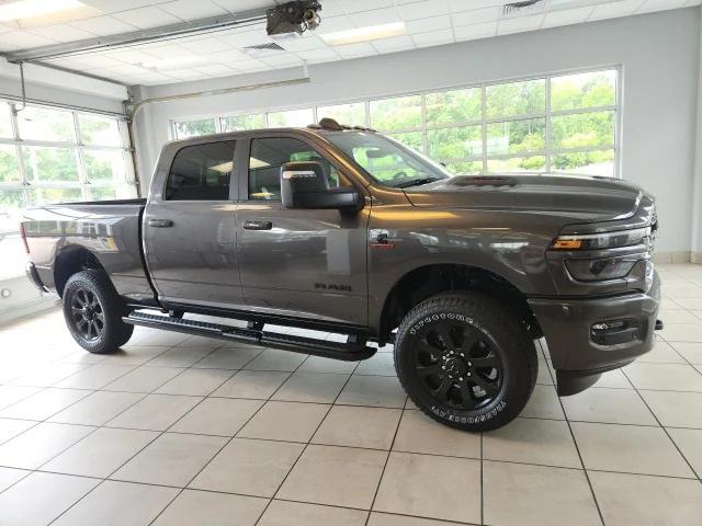 2025 RAM Ram 2500 RAM 2500 LARAMIE CREW CAB 4X4 64 BOX