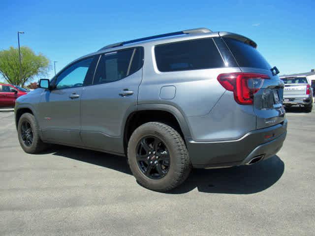 2022 GMC Acadia AWD AT4