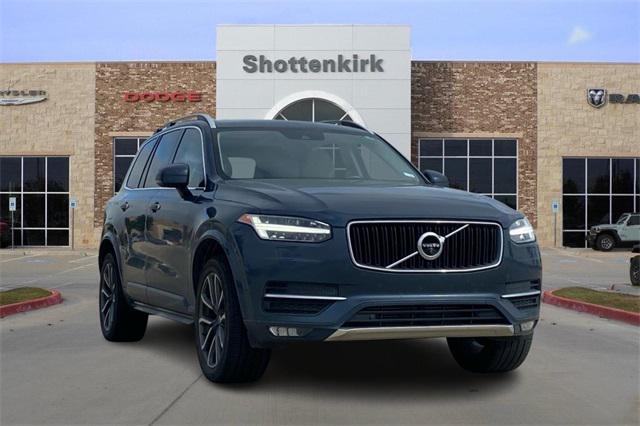 2018 Volvo XC90 T5 Momentum