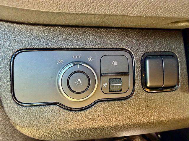 2023 Mercedes-Benz Sprinter 2500 High Roof 4-Cyl Gas