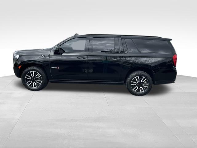 2022 GMC Yukon XL 4WD AT4