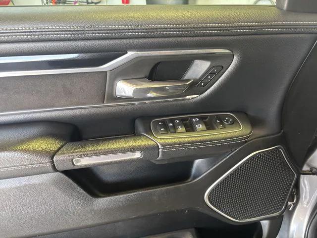 2022 RAM 1500 Laramie Crew Cab 4x4 57 Box
