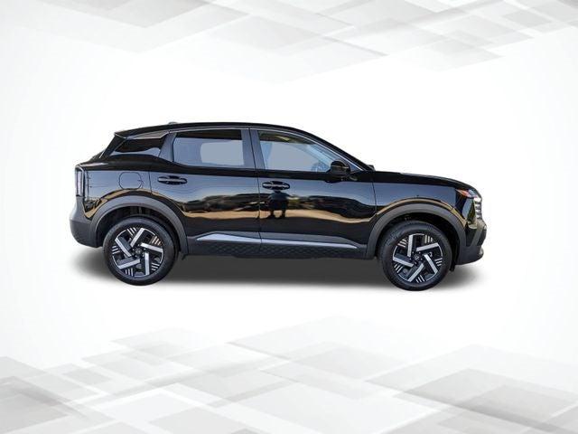 2025 Nissan Kicks SV FWD