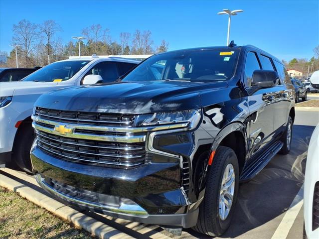 2023 Chevrolet Suburban 4WD LT