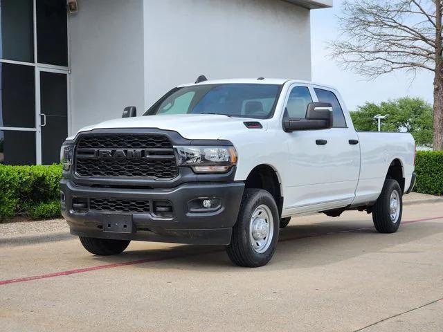 2024 RAM 2500 Tradesman Crew Cab 4x4 8 Box