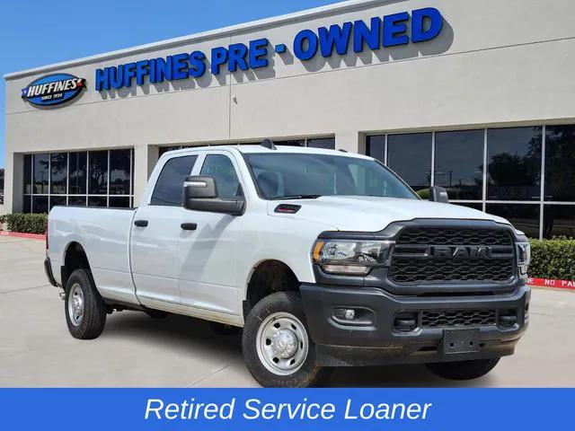2024 RAM 2500 Tradesman Crew Cab 4x4 8 Box