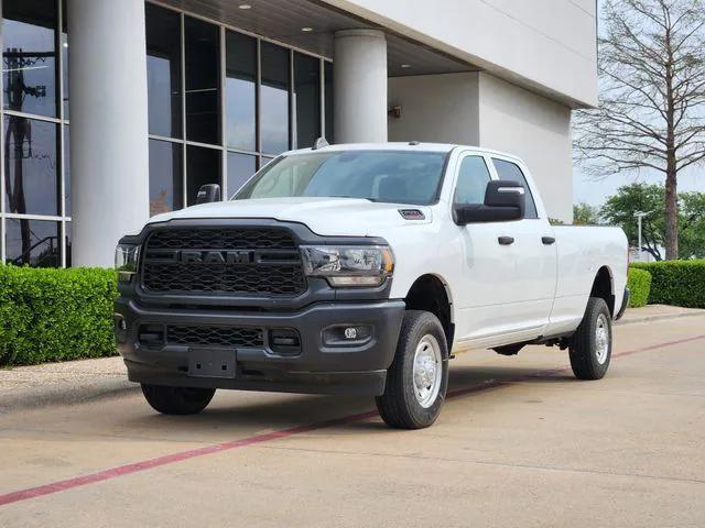 2024 RAM 2500 Tradesman Crew Cab 4x4 8 Box