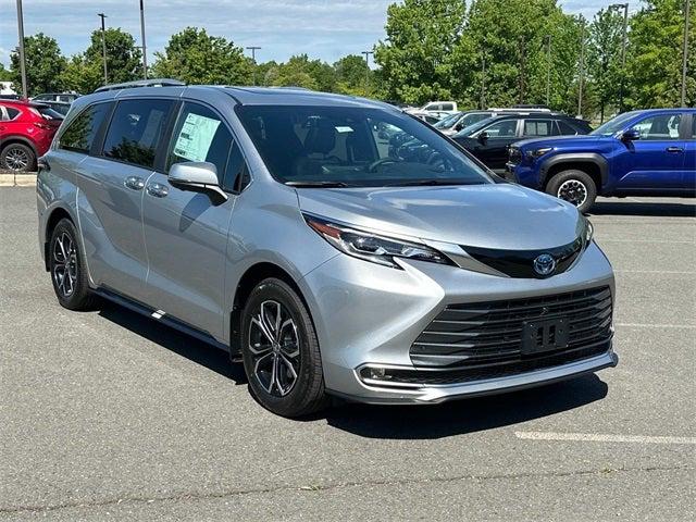 2025 Toyota Sienna Platinum