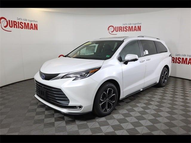 2025 Toyota Sienna Platinum