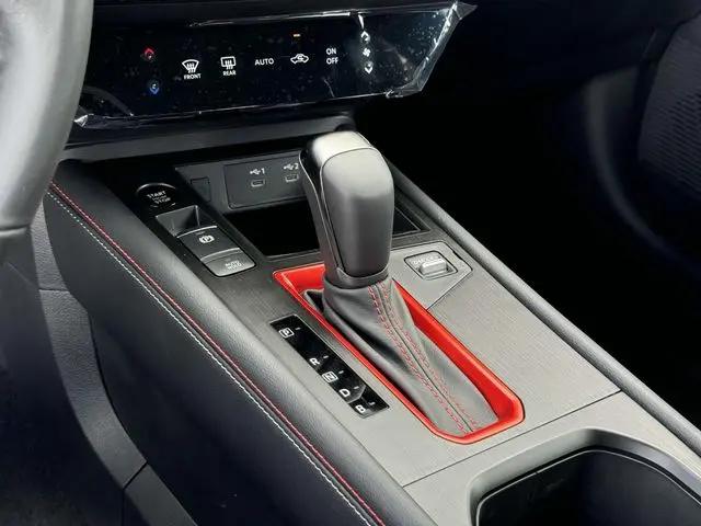 2025 Nissan Kicks SR Intelligent AWD