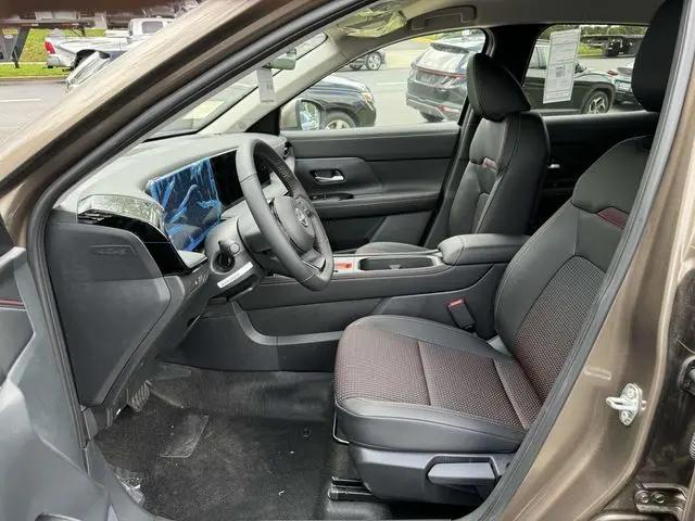 2025 Nissan Kicks SR Intelligent AWD