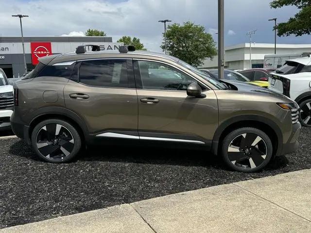 2025 Nissan Kicks SR Intelligent AWD