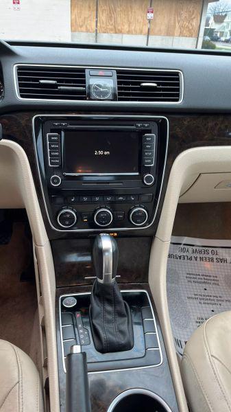2014 Volkswagen Passat 2.0L TDI SEL Premium