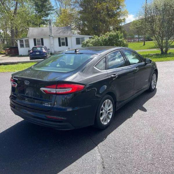 2019 Ford Fusion Hybrid SE