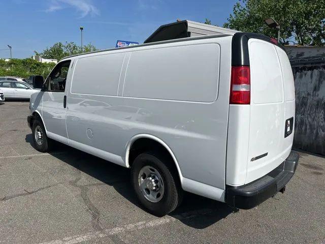 2021 Chevrolet Express Cargo Van RWD 2500 Regular Wheelbase WT