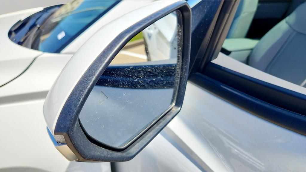 2025 Hyundai Tucson Limited - Photo 11