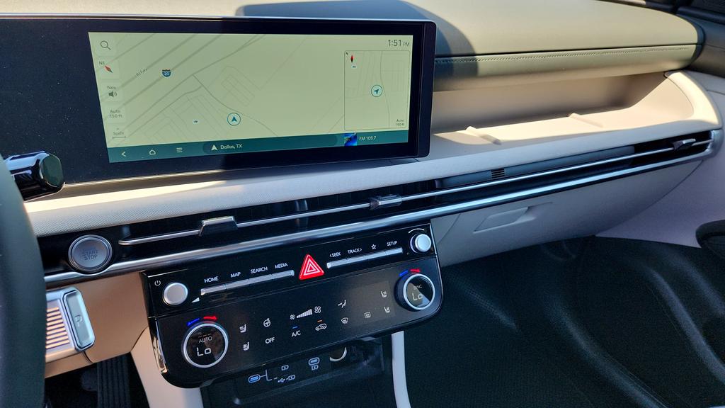 2025 Hyundai Tucson Limited - Photo 19