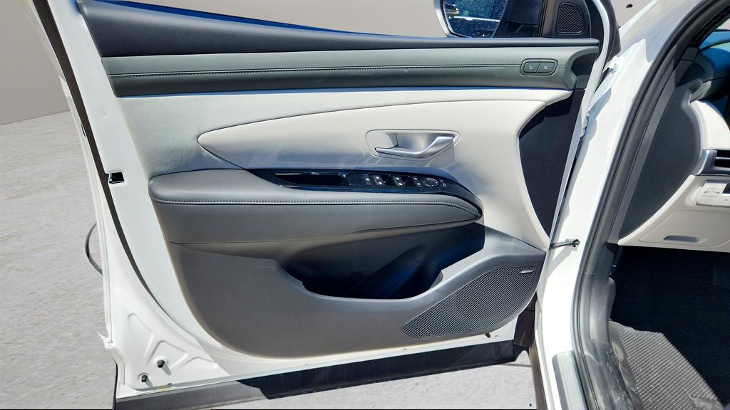 2025 Hyundai Tucson Limited - Photo 24