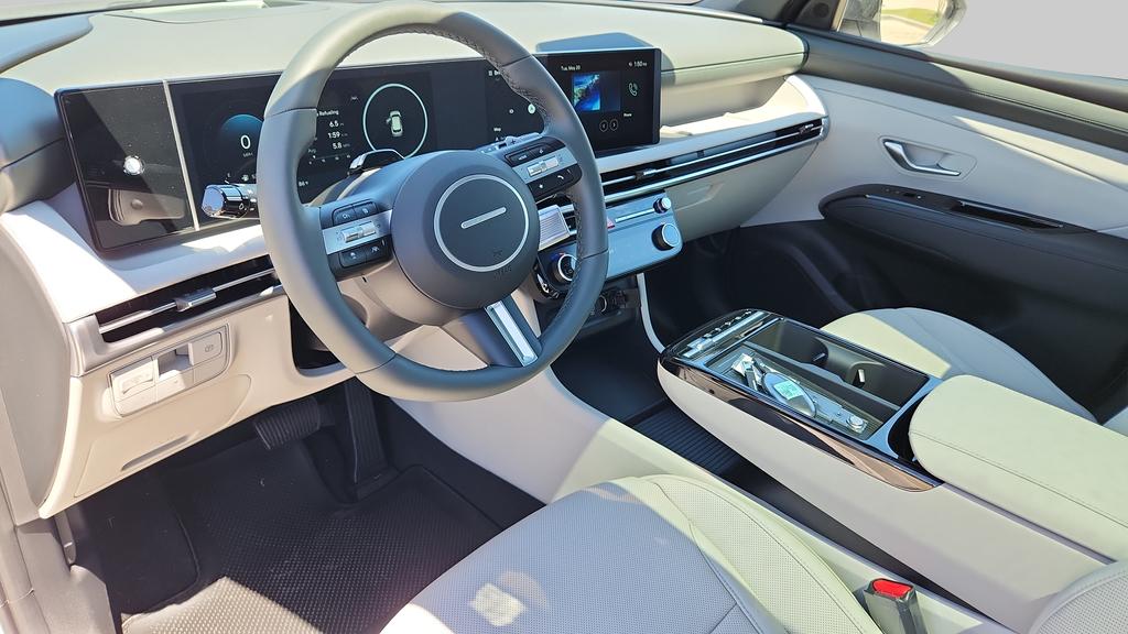 2025 Hyundai Tucson Limited - Photo 26