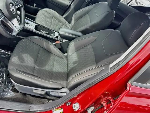 2024 Nissan Kicks SV Xtronic CVT