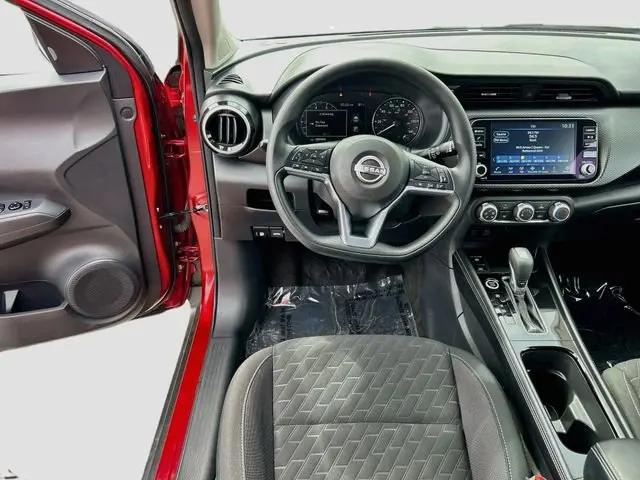 2024 Nissan Kicks SV Xtronic CVT