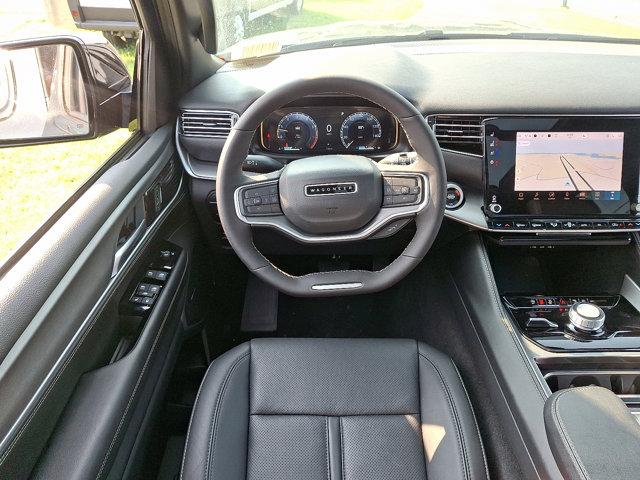 2025 Jeep Wagoneer Series II Carbide 4x4