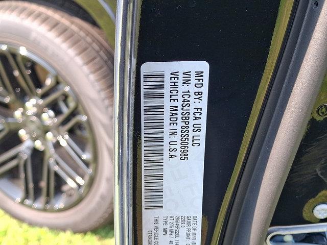 2025 Jeep Wagoneer Series II Carbide 4x4