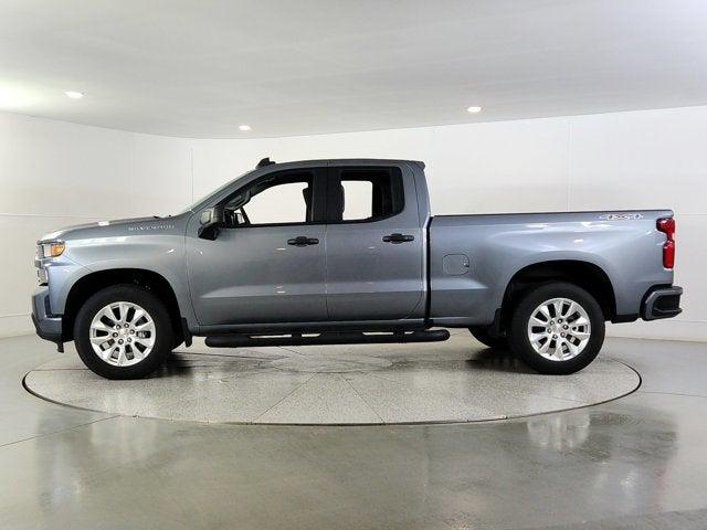 2021 Chevrolet Silverado 1500 4WD Double Cab Standard Bed Custom