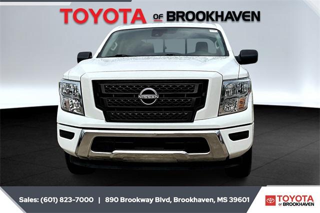 2023 Nissan TITAN Crew Cab SV 4x2