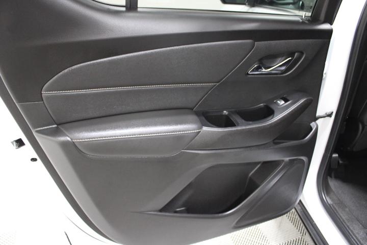 2023 Chevrolet Traverse AWD LT Leather