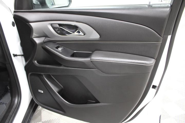 2023 Chevrolet Traverse AWD LT Leather