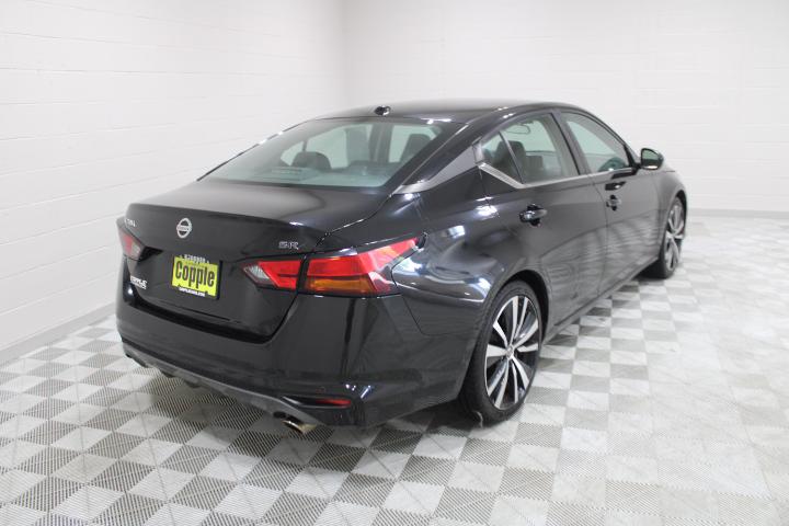 2021 Nissan Altima SR FWD