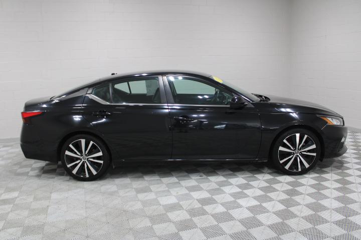 2021 Nissan Altima SR FWD