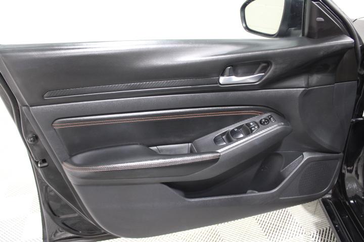 2021 Nissan Altima SR FWD