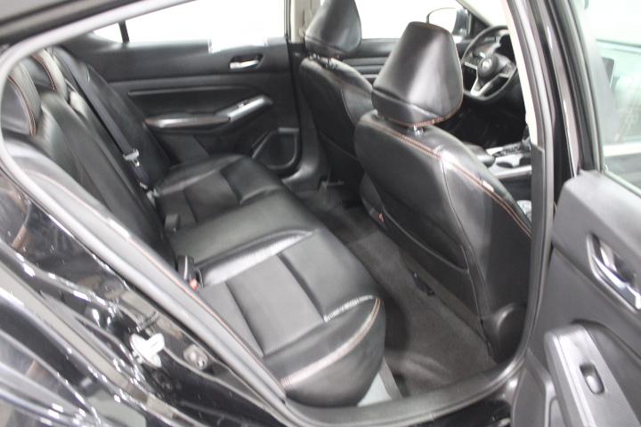 2021 Nissan Altima SR FWD