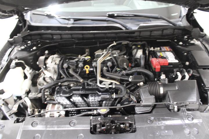 2021 Nissan Altima SR FWD